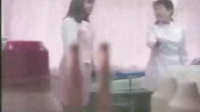 Nóng khiêu dâm, không giấy đăng ký  Pháp mẹ là đôi, và xlxx nhật bản buộc phải đi tiểu